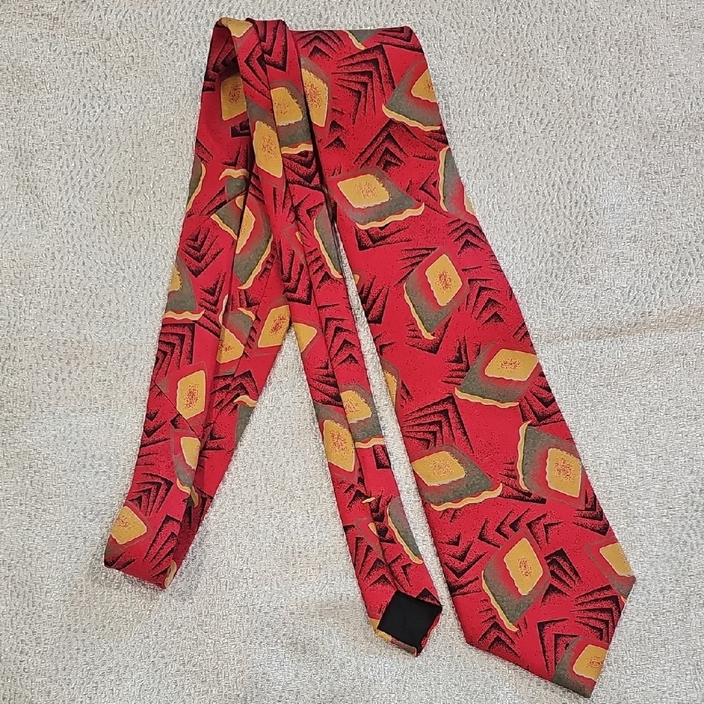 Wembley Red and Yellow‎ Geometric Tie